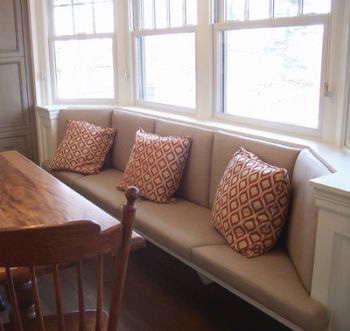 Bay_Window_Banquette