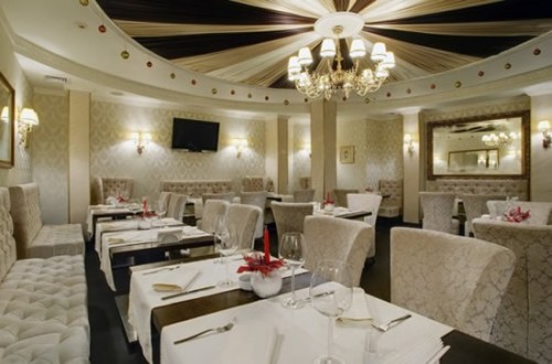 Luxury Restaurant Interior Desigh Photos